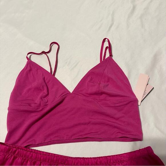 Victoria's Secret cami and shorts Pj set - Picture 2 of 4